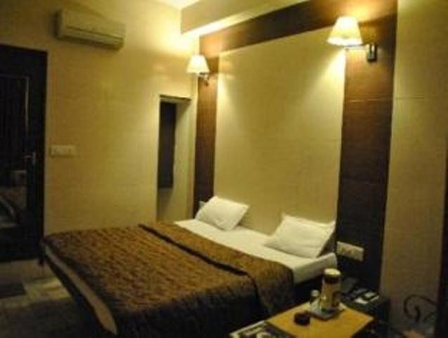 Hotel Golden Deluxe Jaipur Luaran gambar