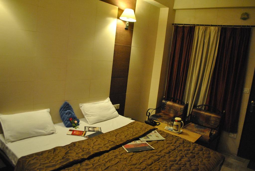 Hotel Golden Deluxe Jaipur Luaran gambar