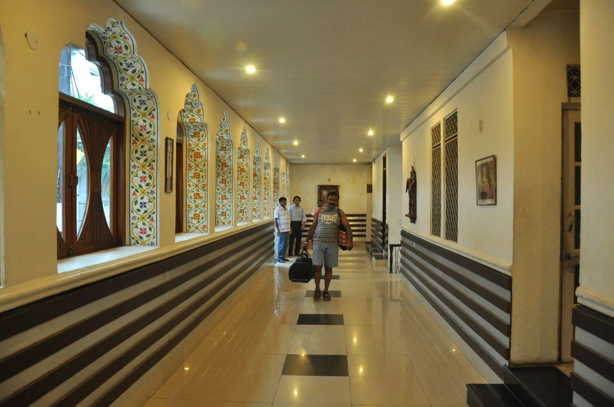 Hotel Golden Deluxe Jaipur Luaran gambar